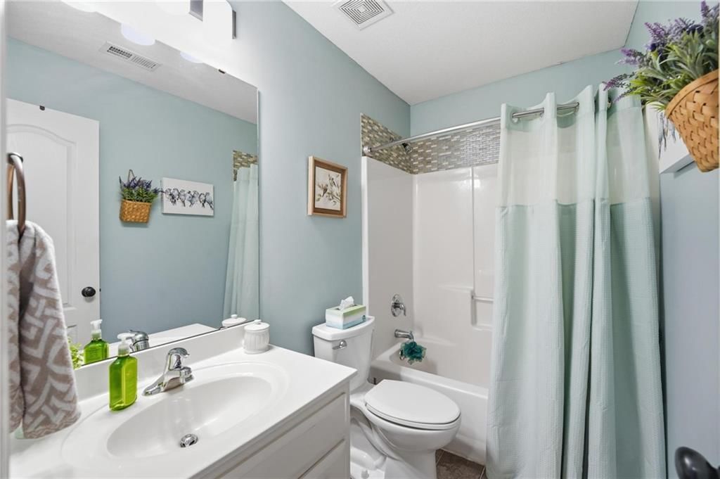 15718 Richmond Avenue — photo 24