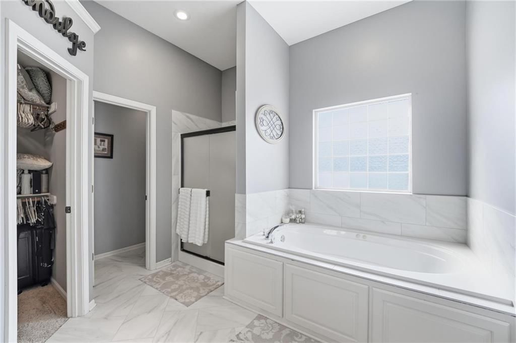 15718 Richmond Avenue — photo 34
