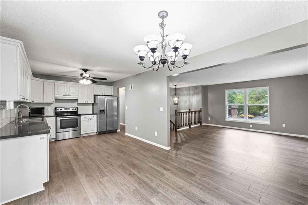 5709 Outlook Street — photo 10