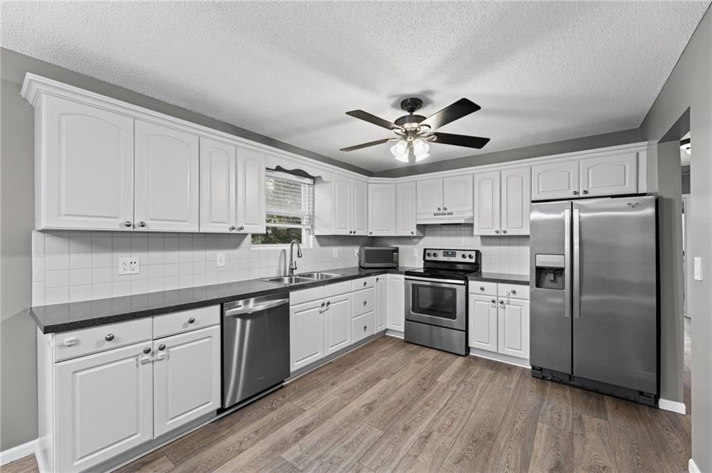 5709 Outlook Street — photo 14