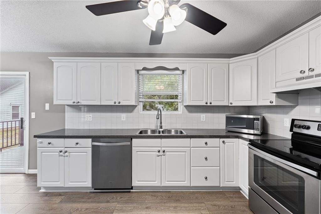 5709 Outlook Street — photo 17