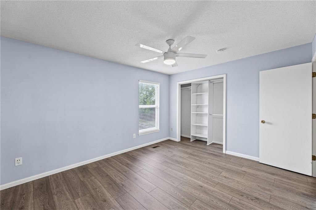 5709 Outlook Street — photo 24