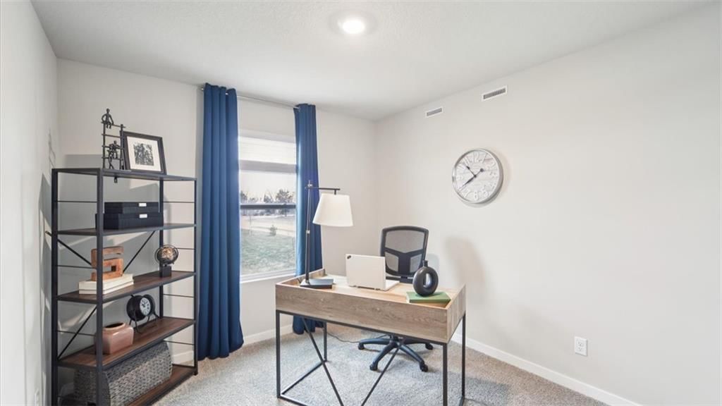 204 NE 194th Court, Smithville, MO: listing photo 3