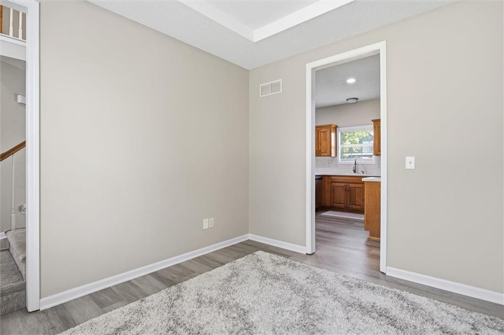 1012 N Clinton Street — photo 6