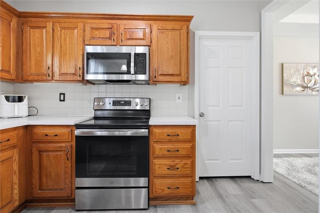 1012 N Clinton Street — photo 9