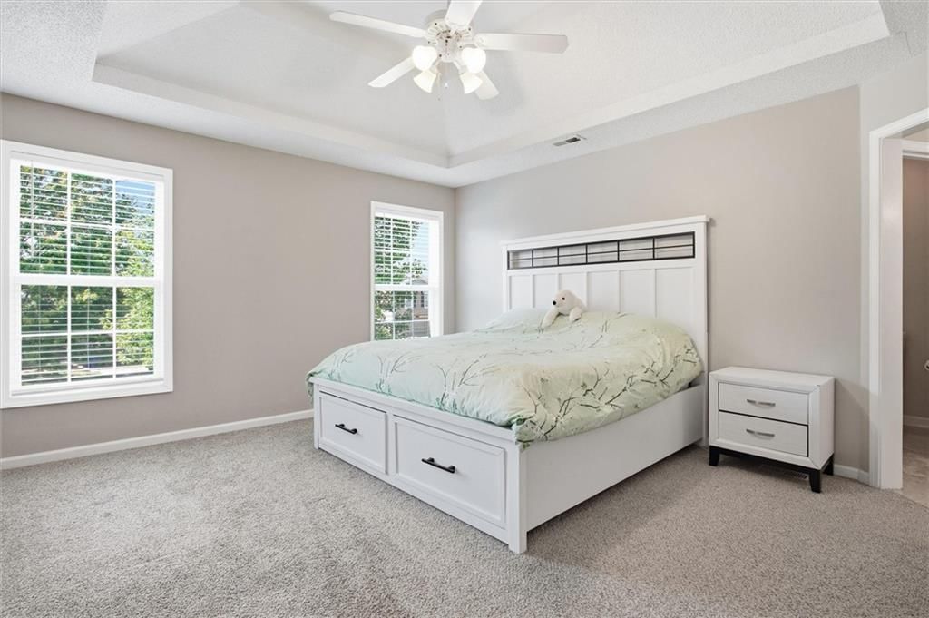 1012 N Clinton Street — photo 19