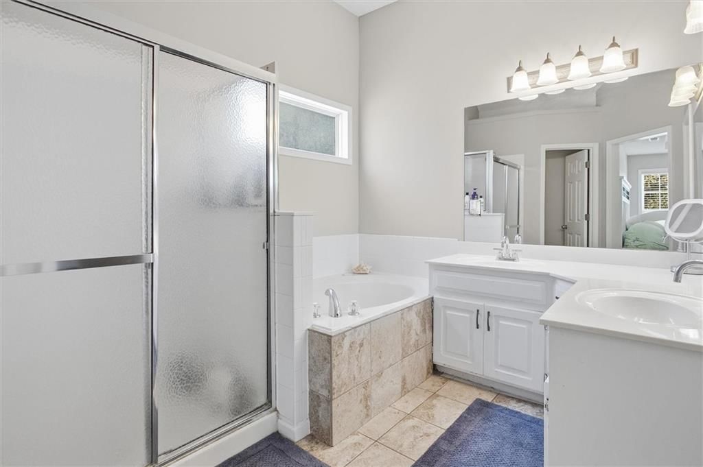 1012 N Clinton Street — photo 20