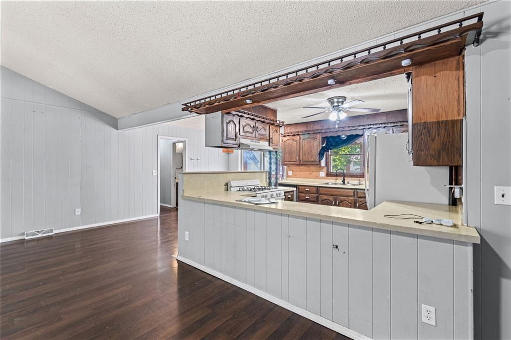 116 W Marshall Street — photo 8