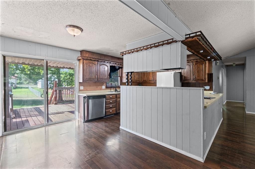 116 W Marshall Street — photo 9