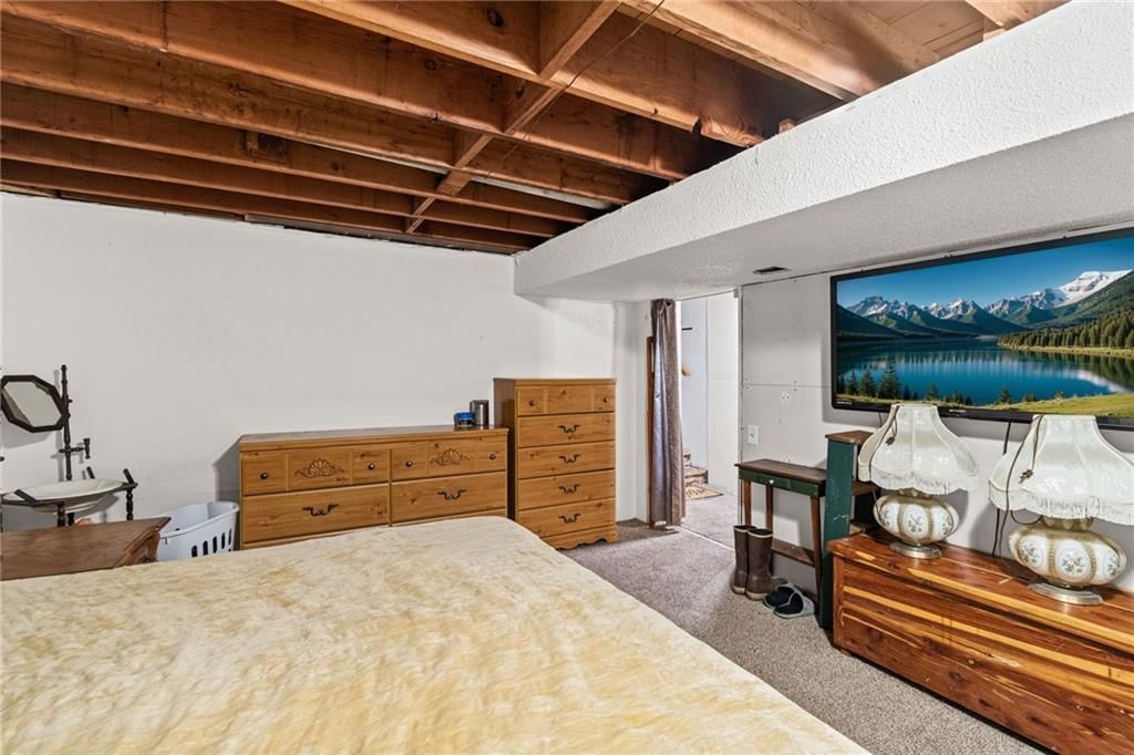 116 W Marshall Street — photo 35