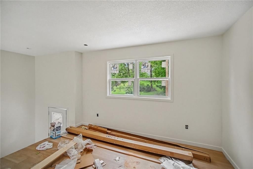 3008 N 48th Terrace — photo 6