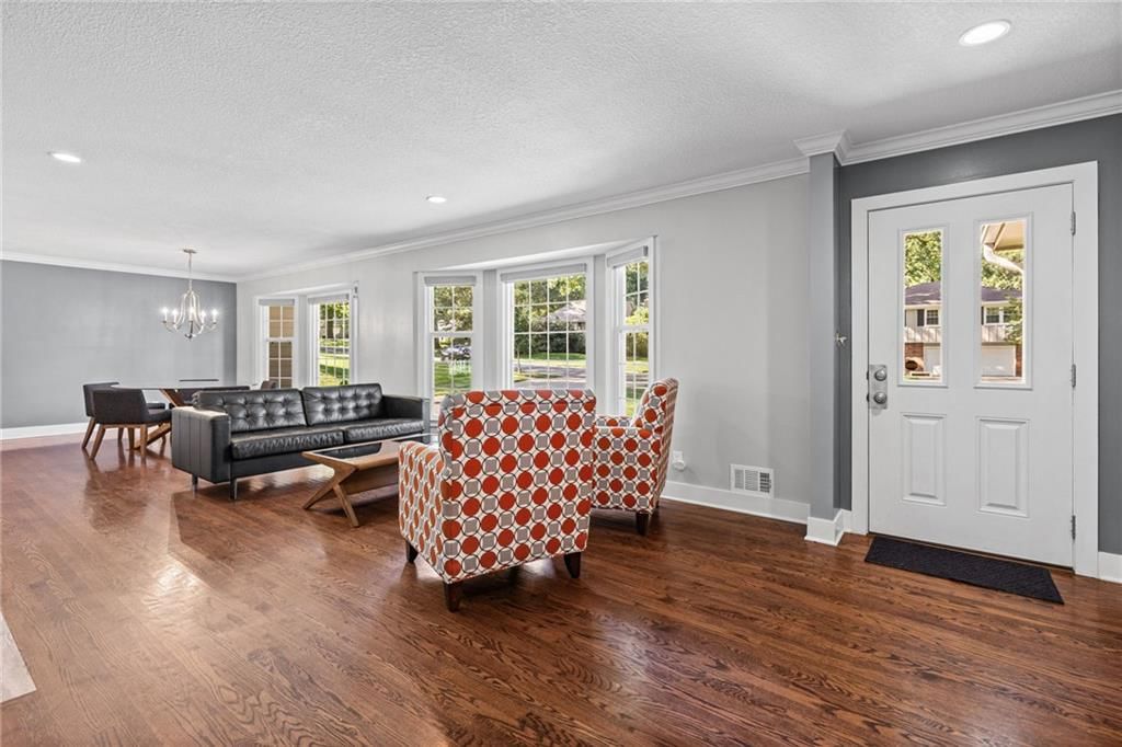 5521 W 84TH Street — photo 5