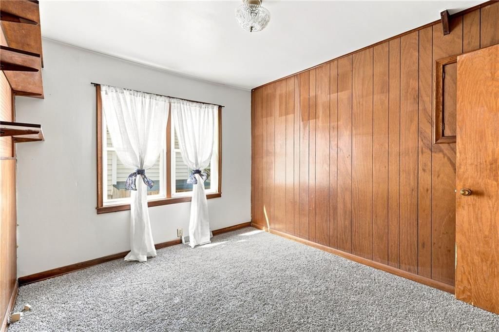 Photo 27 of 61 - 1222 Hardesty Avenue, Kansas City, MO 64127