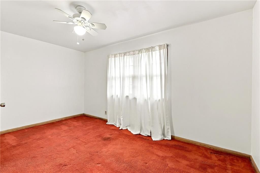 Photo 32 of 61 - 1222 Hardesty Avenue, Kansas City, MO 64127