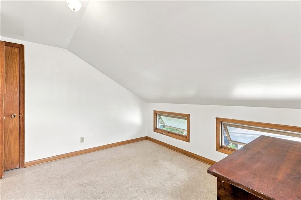 Photo 38 of 61 - 1222 Hardesty Avenue, Kansas City, MO 64127