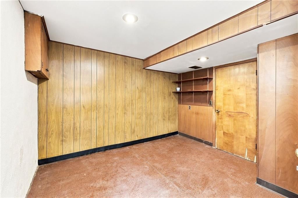 Photo 44 of 61 - 1222 Hardesty Avenue, Kansas City, MO 64127
