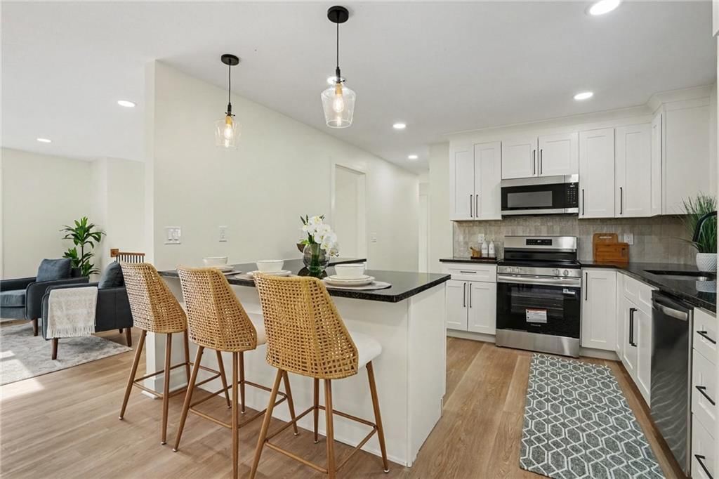5140 Garnett Street — photo 8
