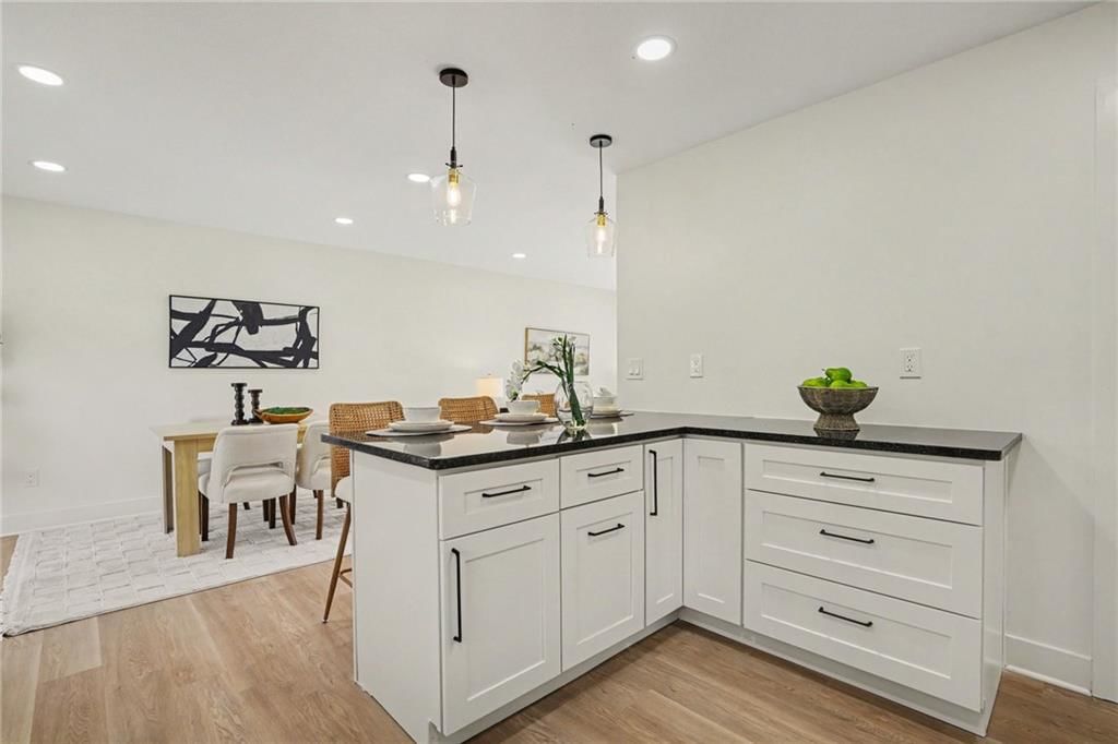 5140 Garnett Street — photo 10