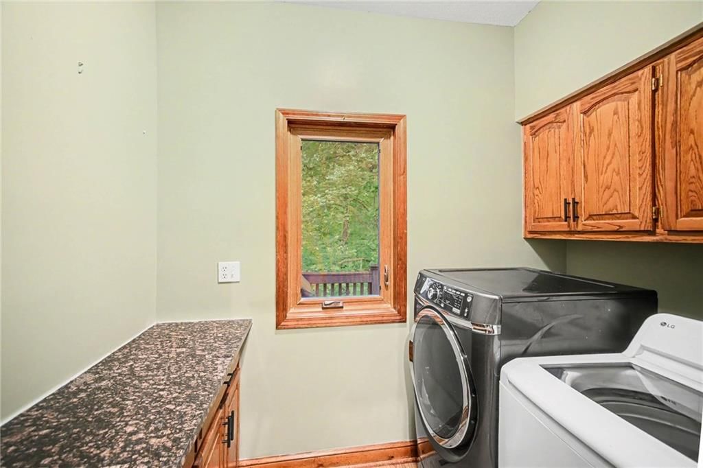 5525 N Oakdale Place — photo 11