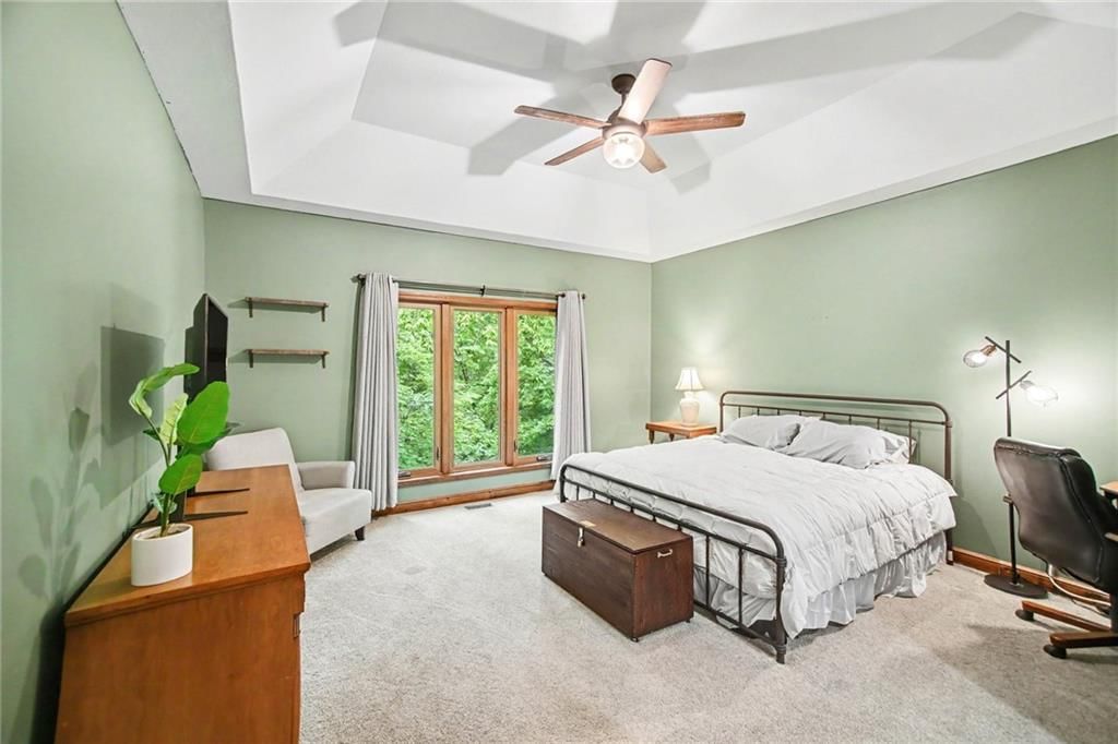 5525 N Oakdale Place — photo 13