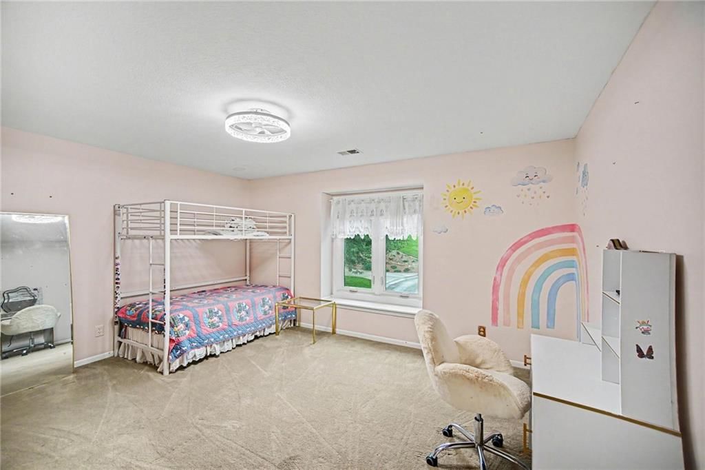 5525 N Oakdale Place — photo 19
