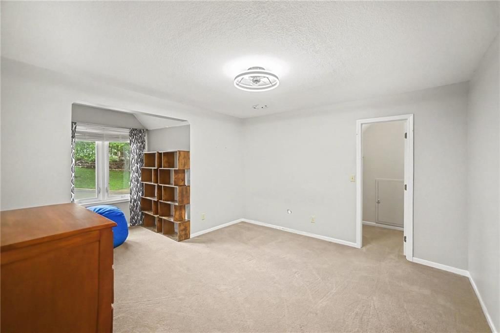 5525 N Oakdale Place — photo 20