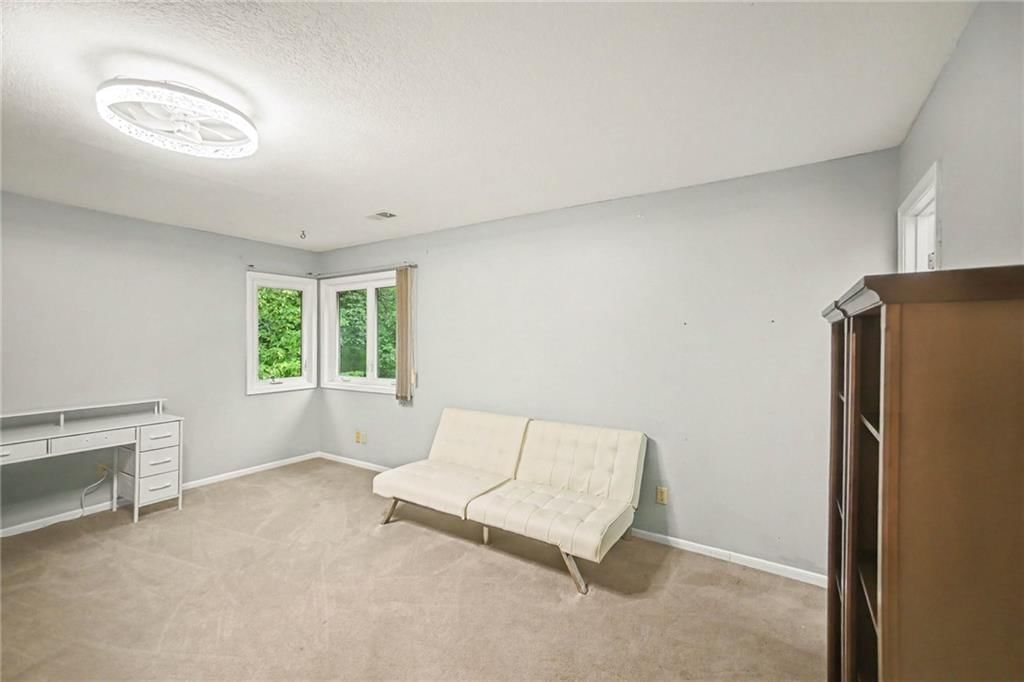 5525 N Oakdale Place — photo 22
