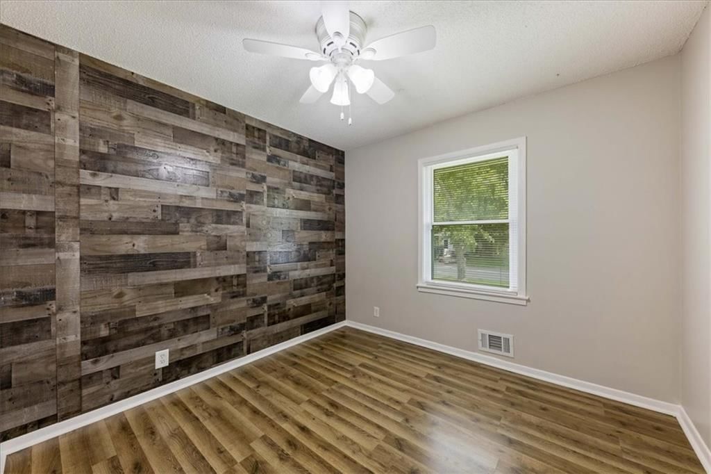 804 N Ute Street — photo 11