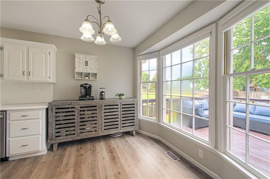 5014 NW 85th Street, Kansas City, MO: listing photo 3