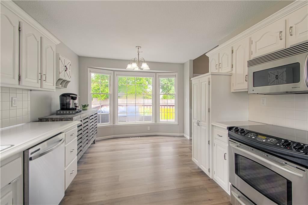 Photo 7 of 29 - 5014 NW 85th Street, Kansas City, MO 64154