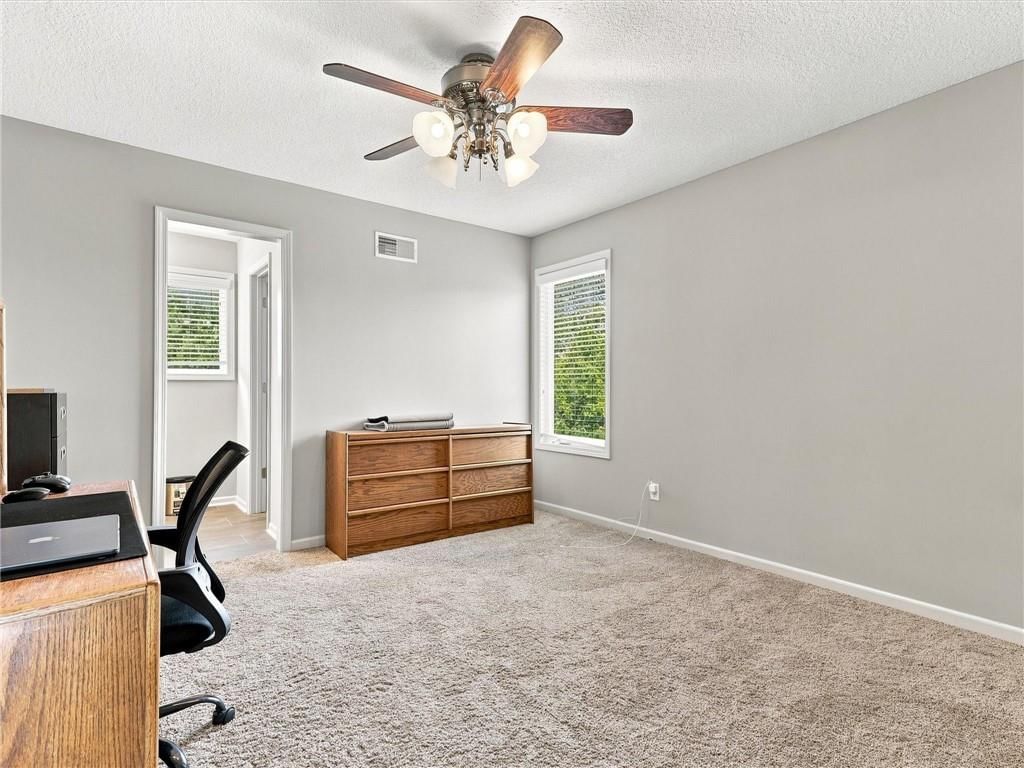 5822 NE Timber Hills Drive — photo 5
