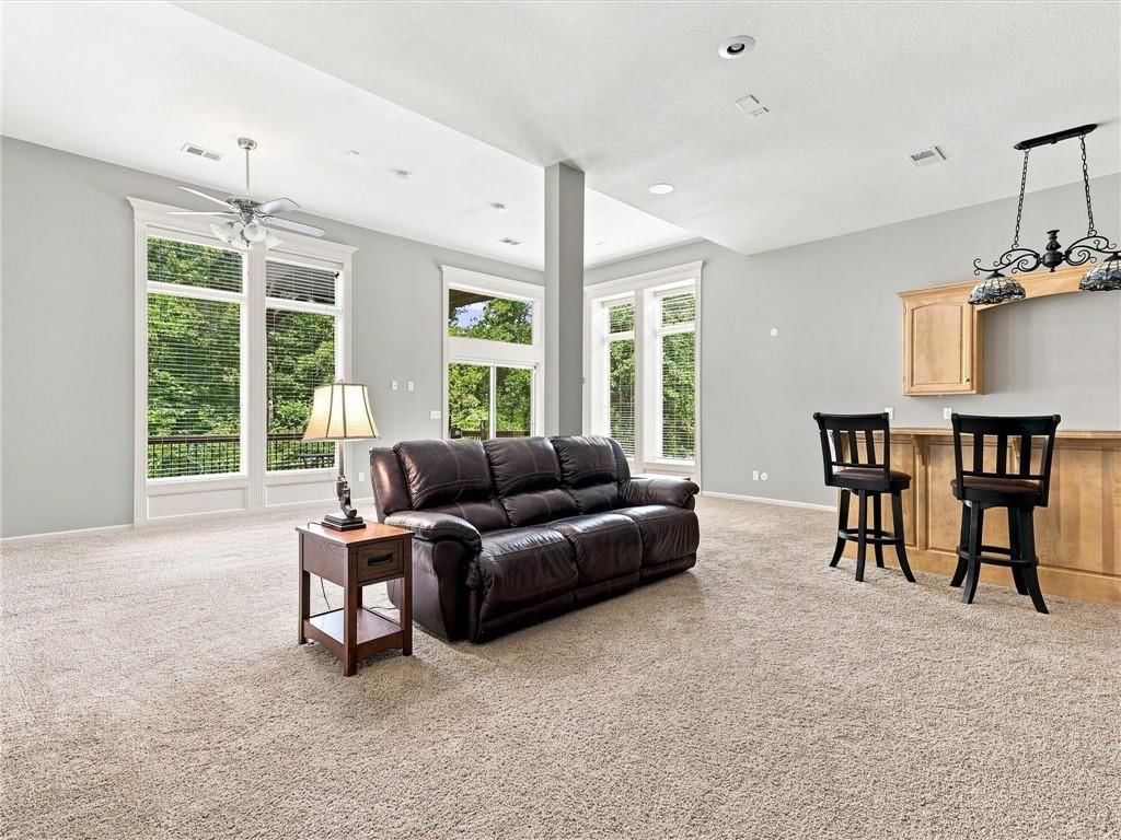 5822 NE Timber Hills Drive — photo 10