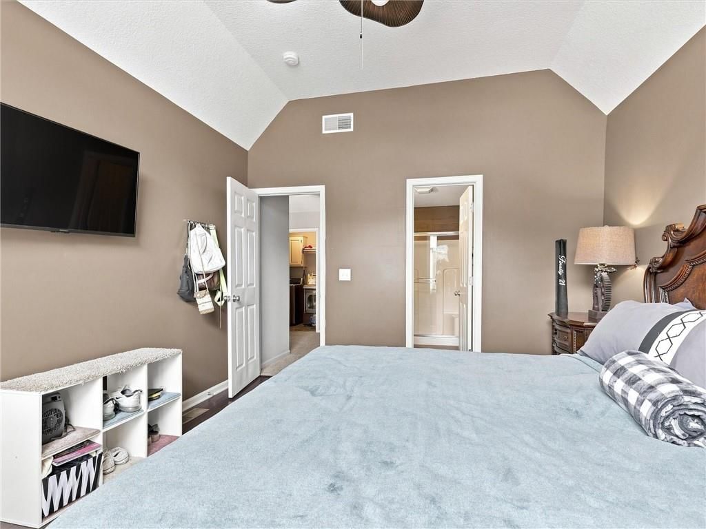 5822 NE Timber Hills Drive — photo 42