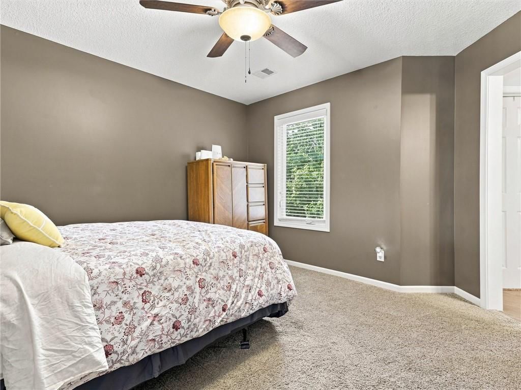 5822 NE Timber Hills Drive — photo 45