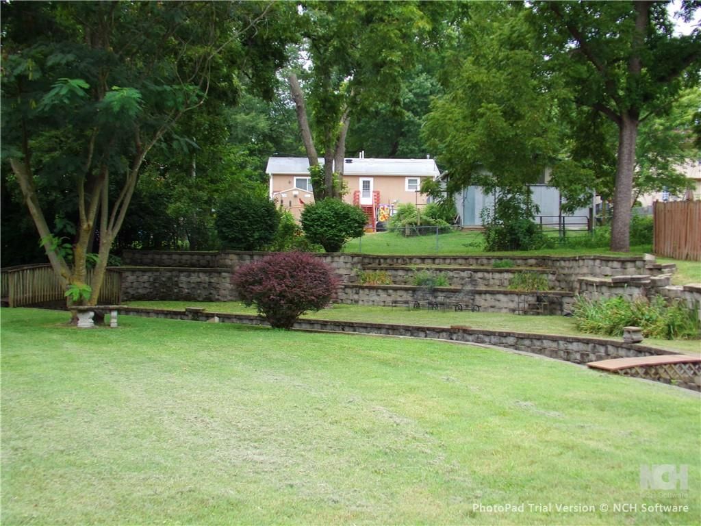 2400 Spring Garden Street — photo 10