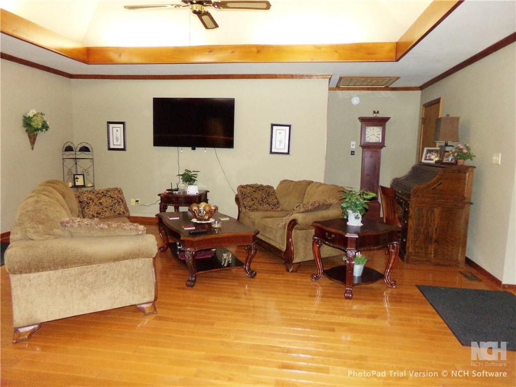 2400 Spring Garden Street — photo 17