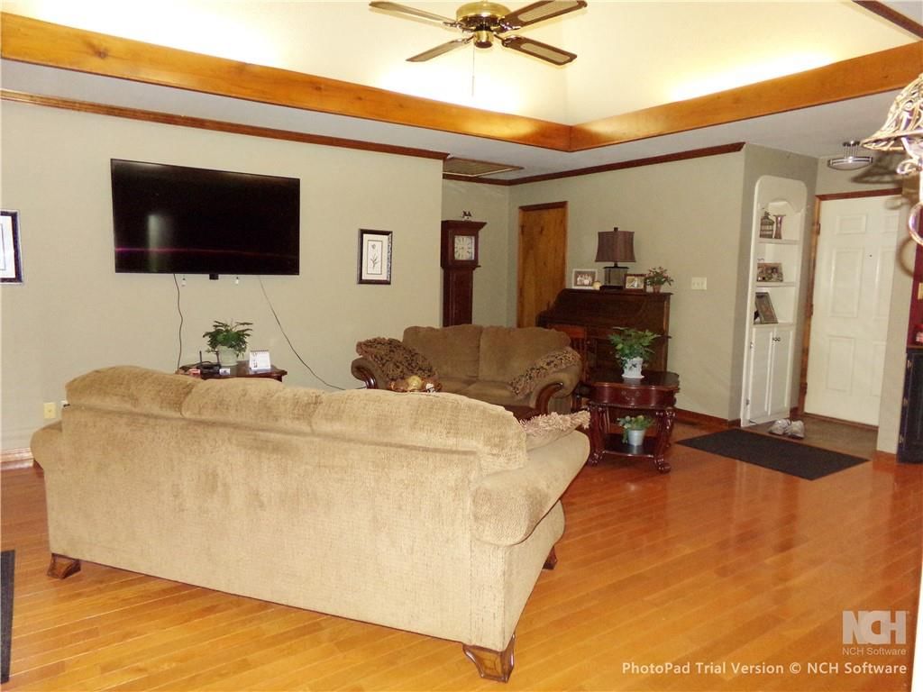 2400 Spring Garden Street — photo 19