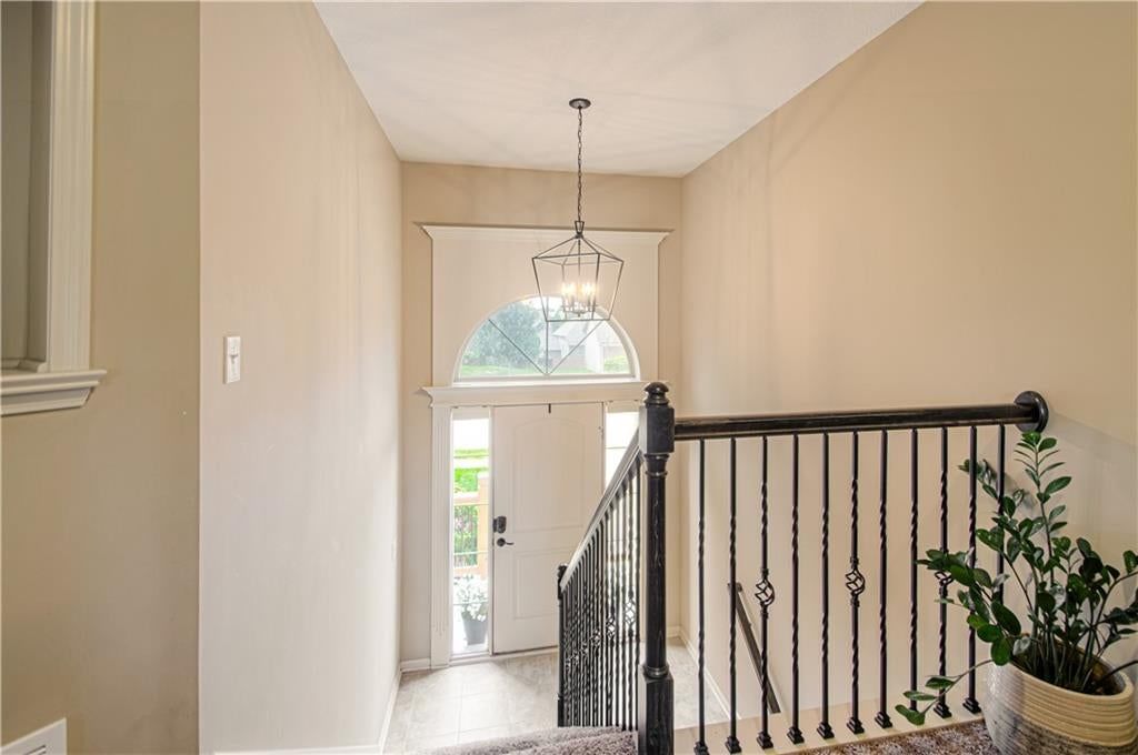 9705 N Windsor Avenue — photo 3