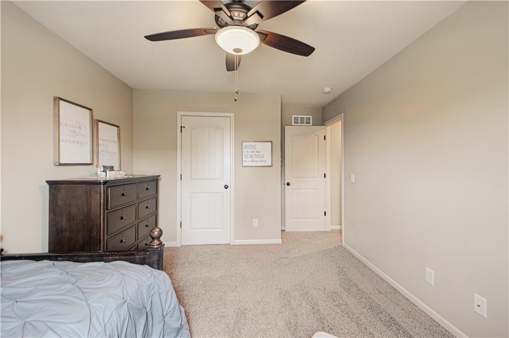9705 N Windsor Avenue — photo 24