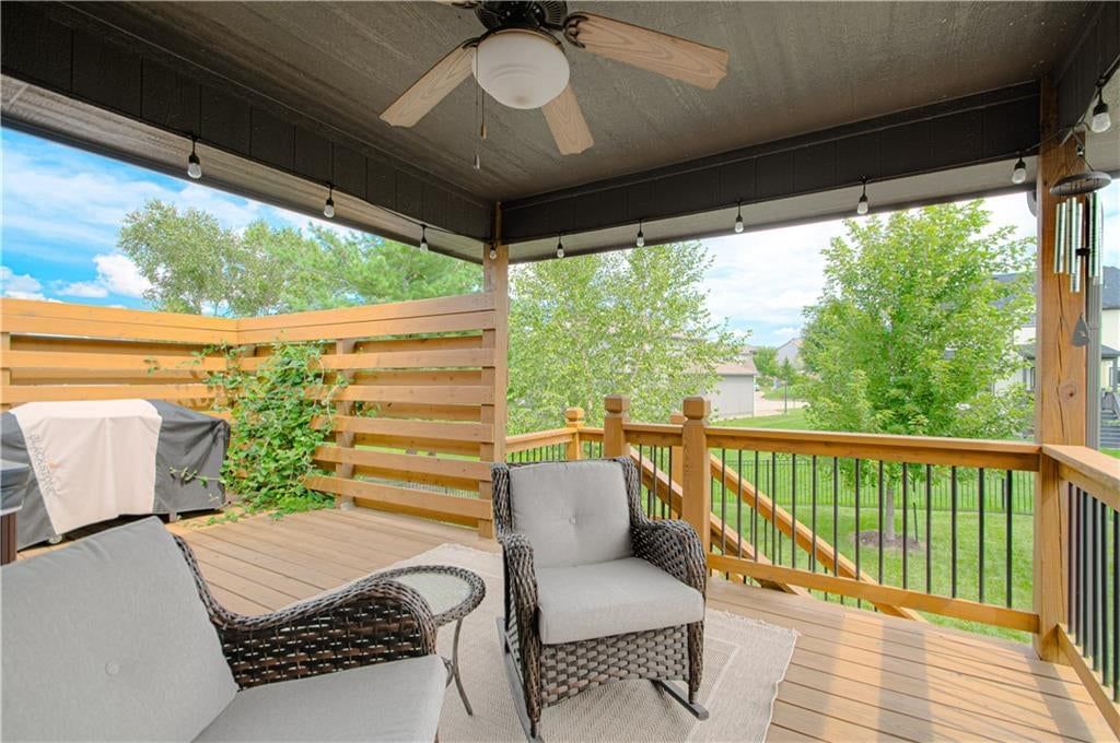 9705 N Windsor Avenue — photo 31