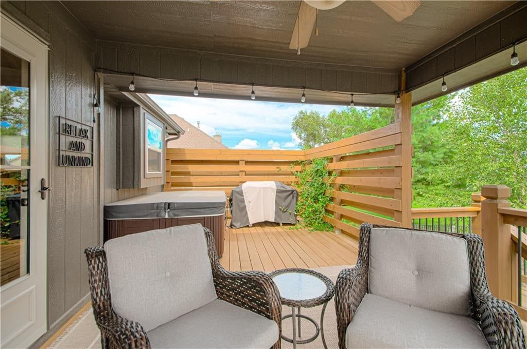 9705 N Windsor Avenue — photo 32