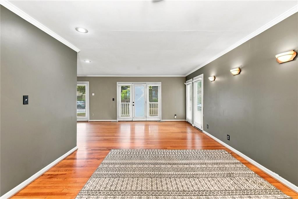 3522 N Lister Avenue — photo 18