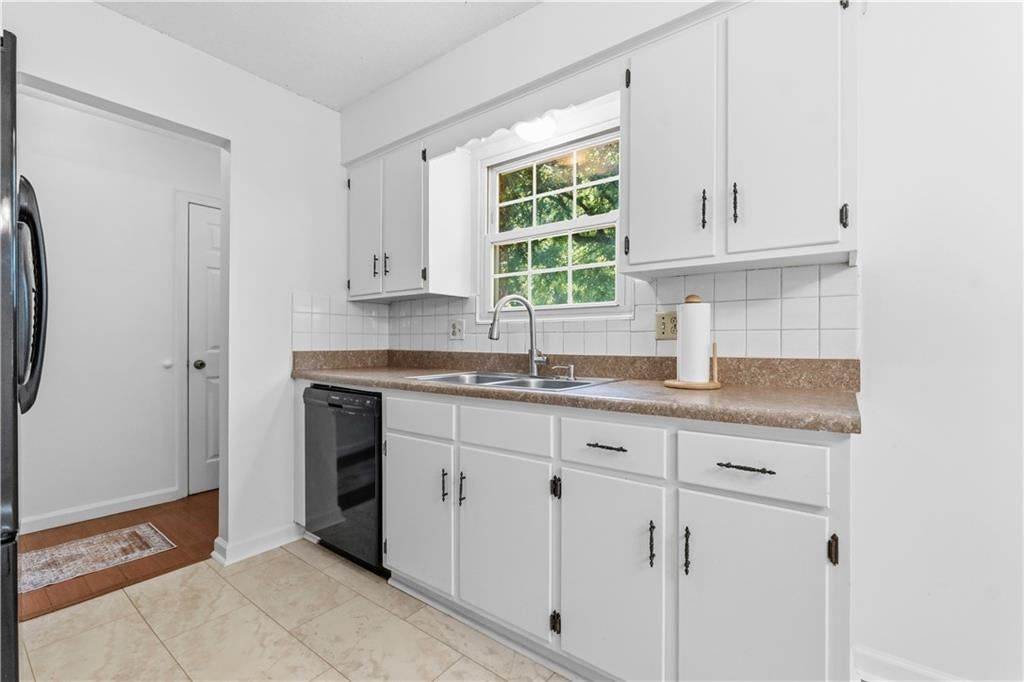 2728 NW Pembroke Place — photo 4