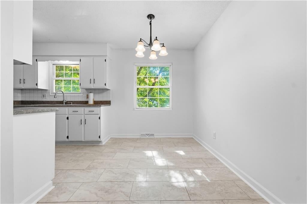 2728 NW Pembroke Place — photo 5