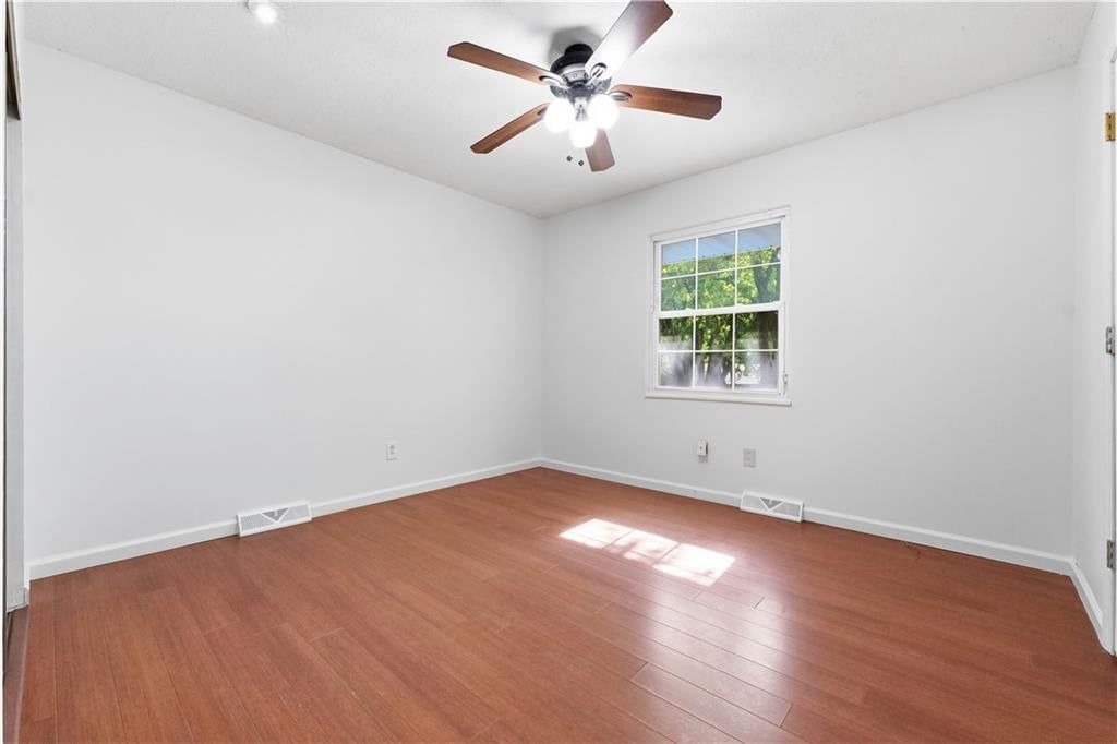 2728 NW Pembroke Place — photo 10
