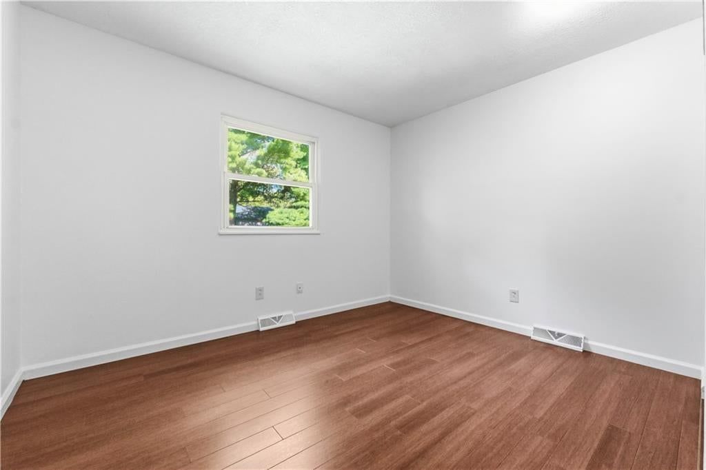 2728 NW Pembroke Place — photo 11