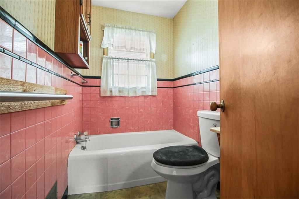 517 E Angus Street — photo 8
