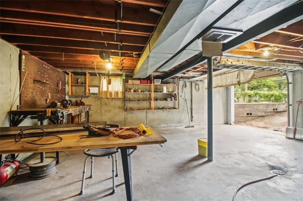 517 E Angus Street — photo 11