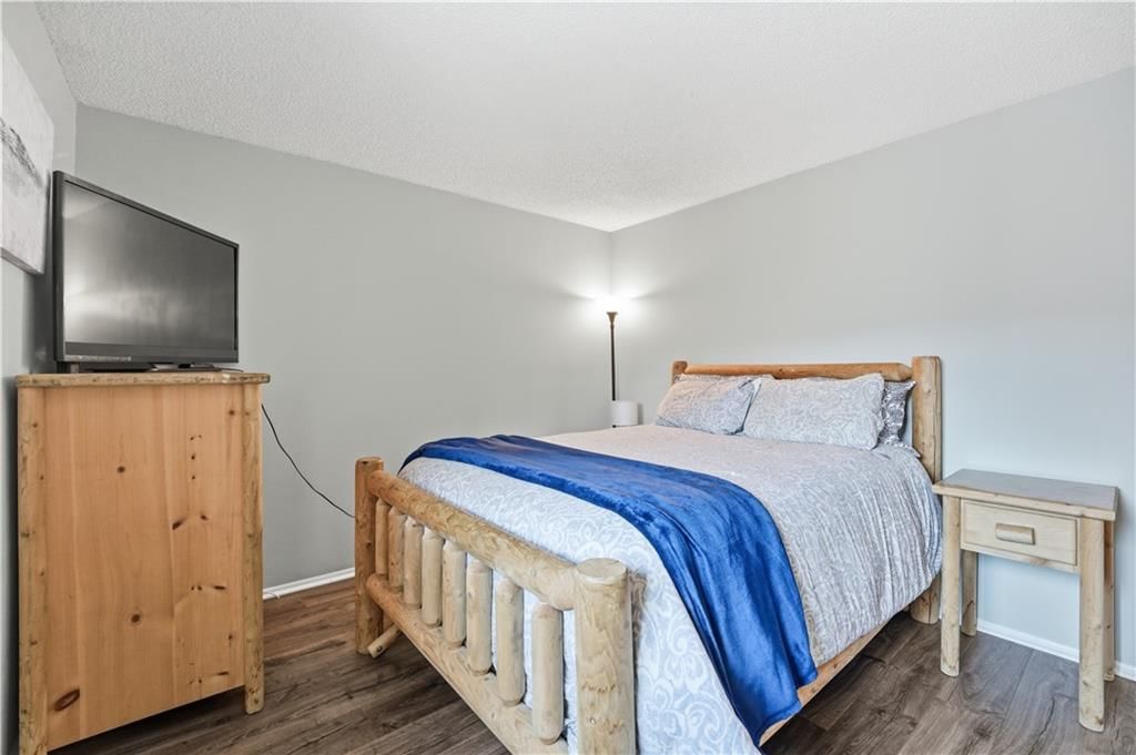 10991 Gillette Street — photo 14