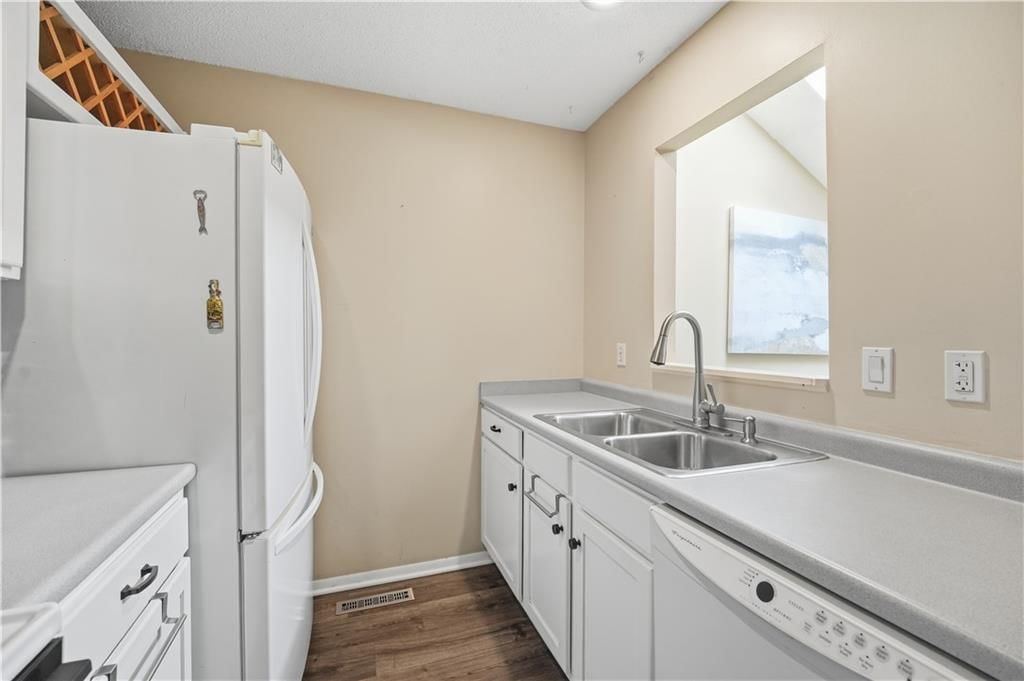 10991 Gillette Street — photo 17